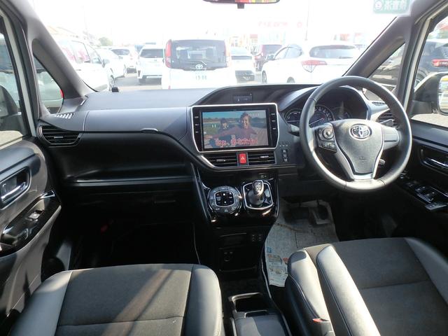 ノア ハイブリッドＳｉ　ダブルバイビー　ＥＴＣ２．０　モデリスタフルエアロ　ナビ　バックカメラ　ブレーキサポート　レーンサポート　ソナー　クルーズコントロール　両側電動スライドドア　スマートキー　プッシュスタート　Ｗシートヒーター（12枚目）