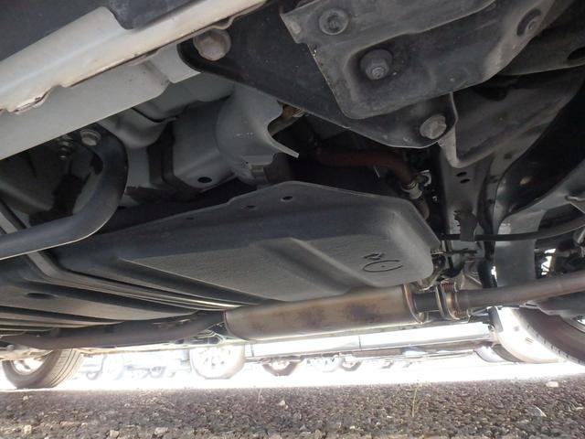 ノア ハイブリッドＳｉ　ダブルバイビー　ＥＴＣ２．０　モデリスタフルエアロ　ナビ　バックカメラ　ブレーキサポート　レーンサポート　ソナー　クルーズコントロール　両側電動スライドドア　スマートキー　プッシュスタート　Ｗシートヒーター（77枚目）