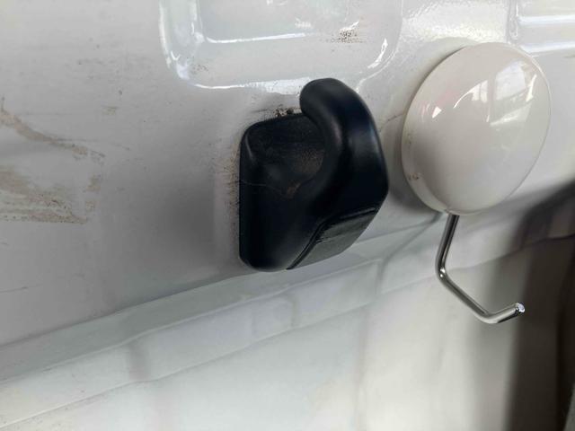 アクティトラック SDX 軽トラック 5速マニュアル アルミホイール エアコン 運転席エアバッグ CD USB ミュージックプレイヤー接続可 三方開(56枚目)