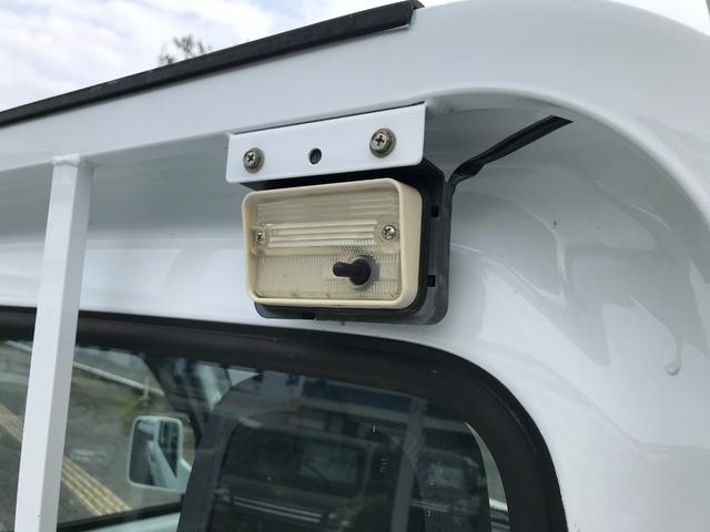 キャリイトラック  4WD・ブレーキサポート・オートライト・ハイビームアシスト・5速・デフロック・Lo・Hi切替・キーレス・パワーウィンドウ(16枚目)