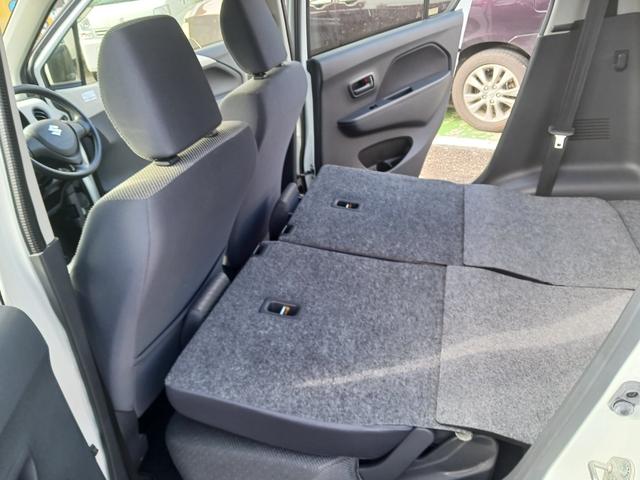 ワゴンＲ ＦＸ　キーレスエントリー　アイドリングストップ　シートヒーター　ベンチシート　ＣＶＴ　盗難防止システム　ＡＢＳ　ＣＤ　ミュージックプレイヤー接続可　衝突安全ボディ　エアコン　パワーステアリング（12枚目）