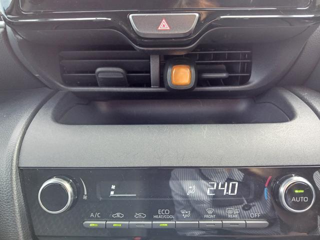 ヤリスクロス G 全周囲カメラ クリアランスソナー オートクルーズコントロール レーンアシスト 衝突被害軽減システム ナビ オートマチックハイビーム オートライト アルミホイール スマートキー 電動格納ミラー CVT(8枚目)