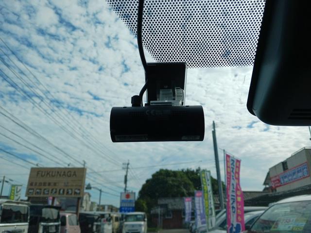 ヤリスクロス G 全周囲カメラ クリアランスソナー オートクルーズコントロール レーンアシスト 衝突被害軽減システム ナビ オートマチックハイビーム オートライト アルミホイール スマートキー 電動格納ミラー CVT(15枚目)