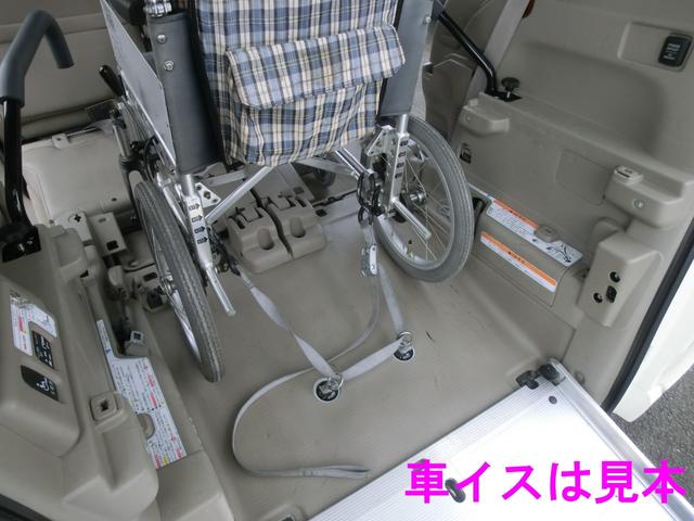 車イス搬送車 スローパー 禁煙車 電動ウインチ リモコン CDデッキ キーレスエントリー タイミングチェーン(6枚目)