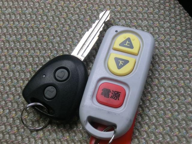 L SA 車イス搬送車 スローパー 禁煙車 電動ウインチ タイミングチェーン 衝突軽減ブレーキ アイドリングストップ 横滑り防止機能(31枚目)