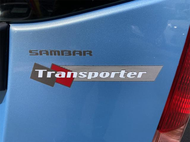 サンバーバン トランスポーター　軽バン　ＭＴ　両側スライドドア　キーレスエントリー　エアコン　運転席エアバッグ（13枚目）