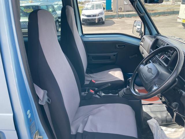サンバーバン トランスポーター　軽バン　ＭＴ　両側スライドドア　キーレスエントリー　エアコン　運転席エアバッグ（26枚目）