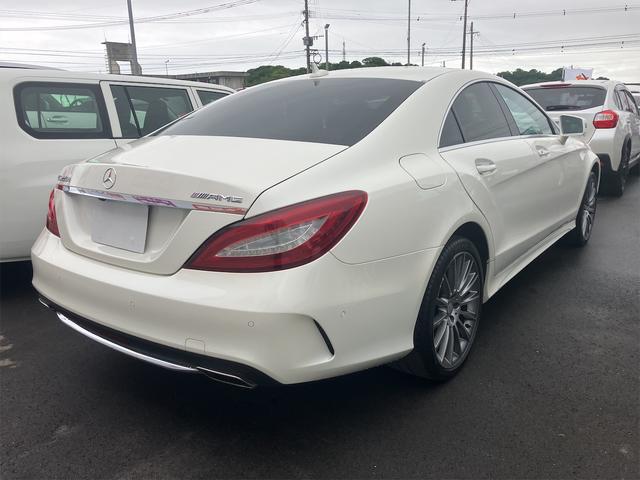 ＣＬＳ２２０ｄ　ＡＭＧライン　オートクルーズコントロール　バックカメラ　Ｍナビ　アルミホイール　オートライト　７ＡＴ　シートヒーター　スマートキー　電動格納ミラー　電動リアゲート　盗難防止システム　パワーシート　本革シート　ＣＤ(9枚目)