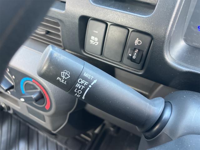 アクティトラック ＳＤＸ　エアコン無し　４ＷＤ　５ＭＴ　運転席エアバッグ　パワーステアリング（23枚目）