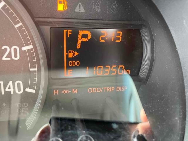 ハイゼットカーゴ ＤＸ　ＳＡＩＩＩ　ＡＴ　衝突被害軽減システム　クリアランスソナー　ＥＴＣ　ナビ　ＴＶ　両側スライドドア　キーレスエントリー　アイドリングストップ　オートマチックハイビーム　ＡＢＳ　ＥＳＣ　エアコン（19枚目）