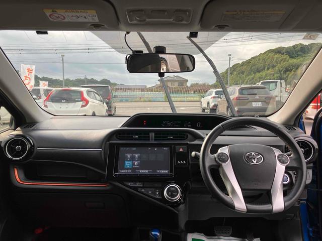 アクア Ｘ－アーバン　ドライブレコーダー　ＥＴＣ　バックカメラ　ナビ　ＴＶ　アルミホイール　オートライト　スマートキー　電動格納ミラー　ＣＶＴ　衝突安全ボディ　ＡＢＳ　ＥＳＣ　ＣＤ　Ｂｌｕｅｔｏｏｔｈ　エアコン（15枚目）