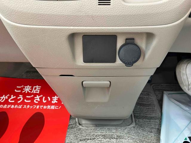 スペーシア 　ＥＴＣ　バックカメラ　両側電動スライドドア　ナビ　ＴＶ　衝突被害軽減システム　スマートキー　アイドリングストップ　電動格納ミラー　ベンチシート　ＣＶＴ　ＥＳＣ　ＣＤ　ＵＳＢ　Ｂｌｕｅｔｏｏｔｈ（26枚目）