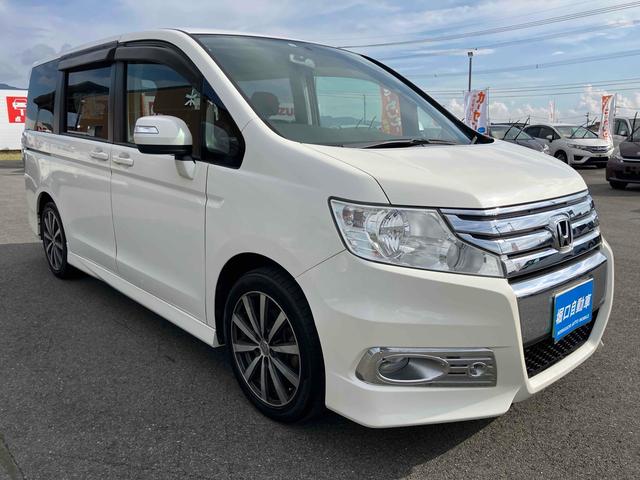 ステップワゴンスパーダ Ｓ　ＥＴＣ　バックカメラ　ナビ　ＴＶ　両側スライド・片側電動　ＨＩＤ　キーレスエントリー　電動格納ミラー　３列シート　フルフラット　ＣＶＴ　アルミホイール　ＣＤ　ＤＶＤ再生　ＵＳＢ　盗難防止システム（3枚目）