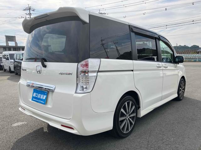 ステップワゴンスパーダ Ｓ　ＥＴＣ　バックカメラ　ナビ　ＴＶ　両側スライド・片側電動　ＨＩＤ　キーレスエントリー　電動格納ミラー　３列シート　フルフラット　ＣＶＴ　アルミホイール　ＣＤ　ＤＶＤ再生　ＵＳＢ　盗難防止システム（5枚目）