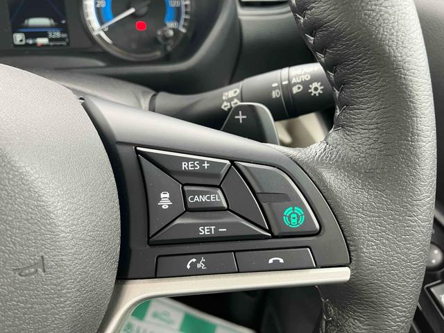 デリカミニ 　４ＷＤターボ　全周囲カメラ　両側電動スライドドア　クリアランスソナー　オートクルーズコントロール　オートライト　スマートキー　アイドリングストップ　電動格納ミラー　シートヒーター　ベンチシート　ＣＶＴ（18枚目）