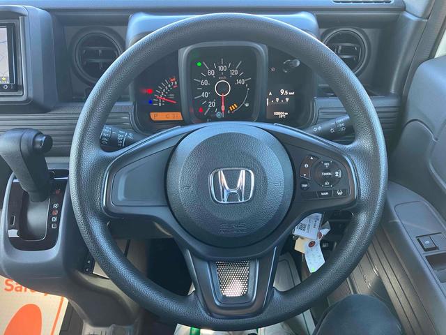 ハンドルの状態が悪いと運転に集中できませんよね。こちらの車、お気軽にお問い合わせください。