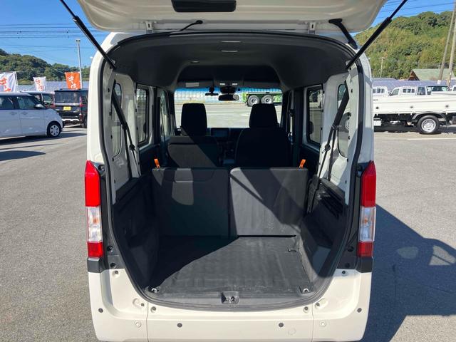 当店のお車をご覧いただきましてありがとうございます。お車についてのご質問やお見積りのご依頼、ご購入にあたってのご相談などお気軽にお問い合わせ下さい!