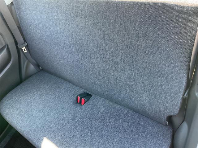 アルト Ｌ　クリアランスソナー　レーンアシスト　衝突被害軽減システム　キーレスエントリー　アイドリングストップ　ＣＶＴ　盗難防止システム　ＡＢＳ　ＥＳＣ　衝突安全ボディ　エアコン　パワーステアリング（9枚目）