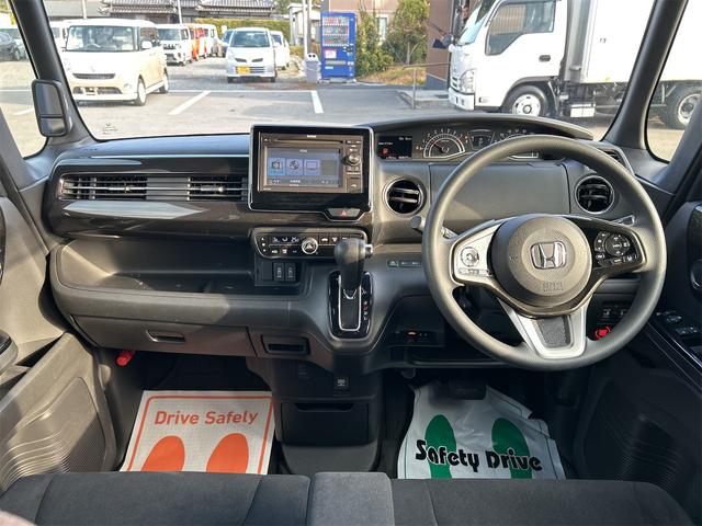 N-BOXカスタム ETC バックカメラ 両側電動スライドドア TV クリアランスソナー オートクルーズコントロール レーンアシスト 衝突被害軽減システム オートライト スマートキー アイドリングストップ 電動格納ミラー(2枚目)