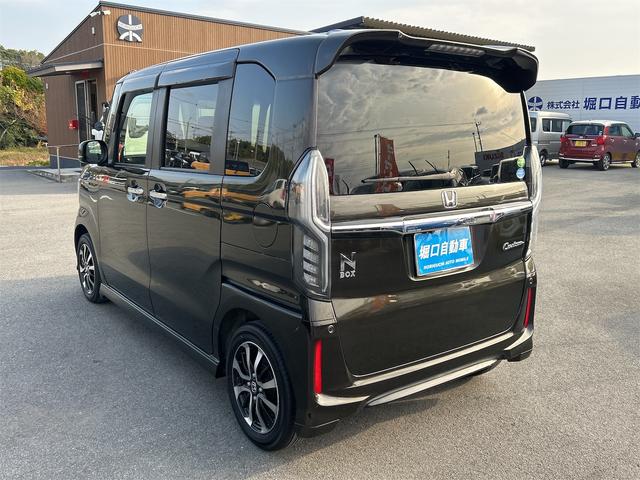 N-BOXカスタム ETC バックカメラ 両側電動スライドドア TV クリアランスソナー オートクルーズコントロール レーンアシスト 衝突被害軽減システム オートライト スマートキー アイドリングストップ 電動格納ミラー(23枚目)