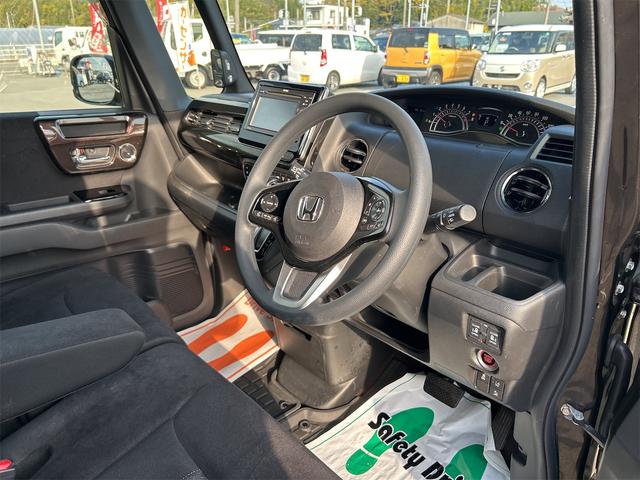 N-BOXカスタム ETC バックカメラ 両側電動スライドドア TV クリアランスソナー オートクルーズコントロール レーンアシスト 衝突被害軽減システム オートライト スマートキー アイドリングストップ 電動格納ミラー(40枚目)