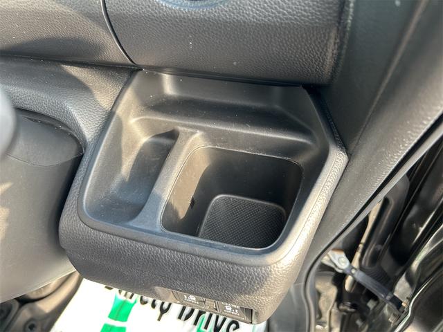 N-BOXカスタム ETC バックカメラ 両側電動スライドドア TV クリアランスソナー オートクルーズコントロール レーンアシスト 衝突被害軽減システム オートライト スマートキー アイドリングストップ 電動格納ミラー(58枚目)