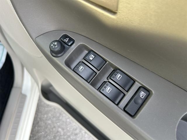 タント 　両側スライドドア　キーレスエントリー　アイドリングストップ　電動格納ミラー　ベンチシート　ＣＶＴ　ＥＳＣ　ＣＤ　ＵＳＢ　エアコン　パワーウィンドウ（11枚目）