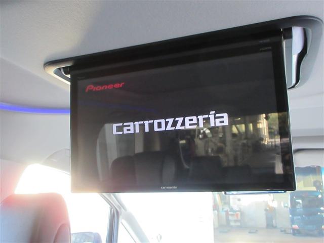 後席モニター付きでロングドライブもお子さまを飽きさせません!