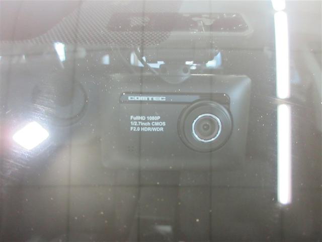 ＣＴ ＣＴ２００ｈ　バージョンＣ　ＴＶナビ　サイドエアバック　地デジＴＶ　バックガイドモニター　アルミ　キーレスエントリー　ＥＳＣ　ＥＴＣ付き　ＡＵＴＯエアコン　エアバック　クルーズコントロール付　パワーウインドウ　スマキー　ＡＢＳ（13枚目）