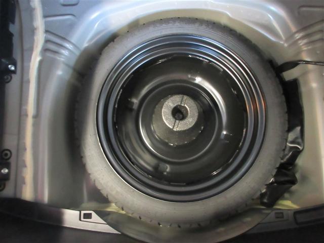 ヴィッツ ハイブリッドF アミー TSS LEDヘッドライト ハーフレザーシート スマートキー ドラレコ バックモニター オートエアコン フルセグTV ETC エアバッグ 盗難防止装置 ABS キーレス 横滑り防止機能(7枚目)