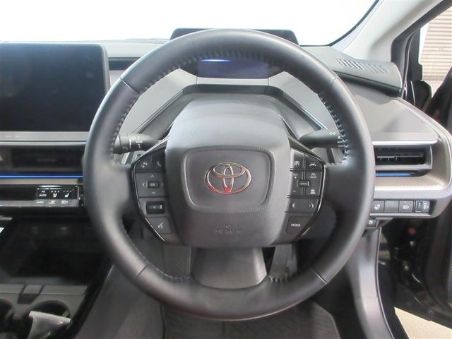 プリウス Ｚ　リアカメラ　プリクラッシュ　試乗車　ＰＷシート　メモリナビ　ＡＣ１００Ｖ電源　ＬＥＤランプ　ナビ・ＴＶ　オートクルーズ　アルミホイール　ドライブレコーダ　ＡＣ　運転席エアバッグ　横滑り防止装置　ＡＢＳ（13枚目）