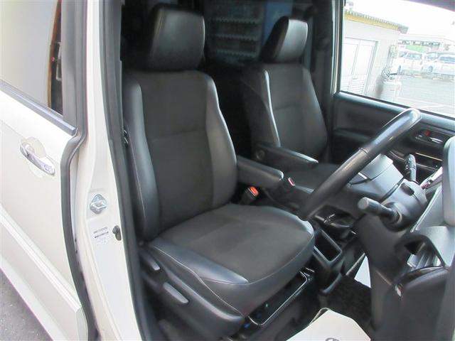 ノア ハイブリッドＳｉ　ダブルバイビーＩＩ　ハーフレザーＳ　Ｂカメラ　横滑り防止装置　記録簿有　ＬＥＤ　地デジ　オートクルーズ　ＤＶＤ再生可　メモリナビ　エアバッグ　ＥＴＣ　ナビ＆ＴＶ　３列シート　ＡＢＳ　アルミホイール　スマートキ　キーレス（5枚目）