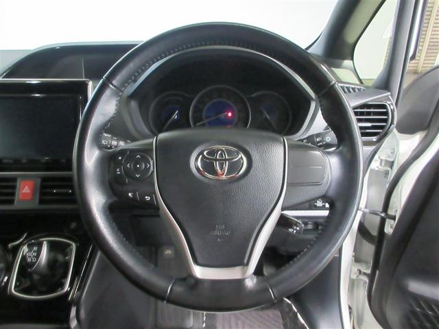 ノア ハイブリッドＳｉ　ダブルバイビーＩＩ　ハーフレザーＳ　Ｂカメラ　横滑り防止装置　記録簿有　ＬＥＤ　地デジ　オートクルーズ　ＤＶＤ再生可　メモリナビ　エアバッグ　ＥＴＣ　ナビ＆ＴＶ　３列シート　ＡＢＳ　アルミホイール　スマートキ　キーレス（12枚目）