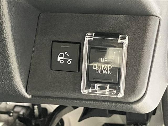 ハイゼットトラック 多目的ダンプ　パワーウィンド　誤発進抑制機能　スマートキープッシュスタート　横滑り防止機能　ＬＥＤ　バックカメラ　マニュアルエアコン　パートタイム４ＷＤ　記録簿　ＡＢＳ　エコアイドル　パワステ　運転席エアバッグ（6枚目）