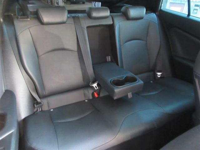 プリウス Ａプレミアム　ツーリングセレクション　横滑り防止機能　運転席パワーシート　エアコン　パワーウィンドウ　ナビ＆ＴＶ　ＬＥＤライト　盗難防止装置　スマートキー＆プッシュスタート　キーレス　ＥＴＣ　ドライブレコーダー　アルミホイール　メモリナビ（6枚目）