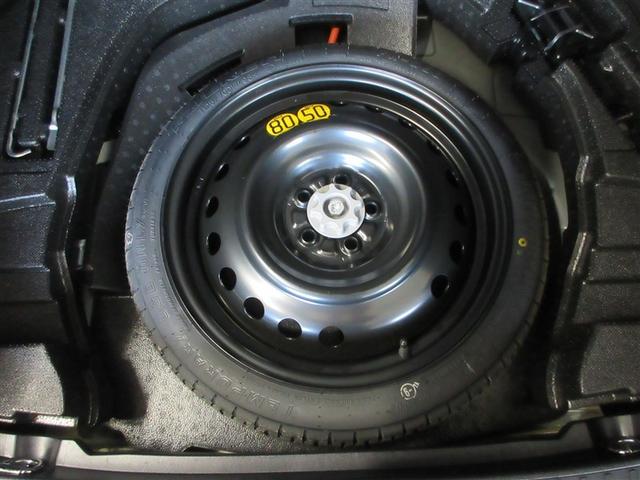 プリウス Ａプレミアム　ツーリングセレクション　横滑り防止機能　運転席パワーシート　エアコン　パワーウィンドウ　ナビ＆ＴＶ　ＬＥＤライト　盗難防止装置　スマートキー＆プッシュスタート　キーレス　ＥＴＣ　ドライブレコーダー　アルミホイール　メモリナビ（7枚目）