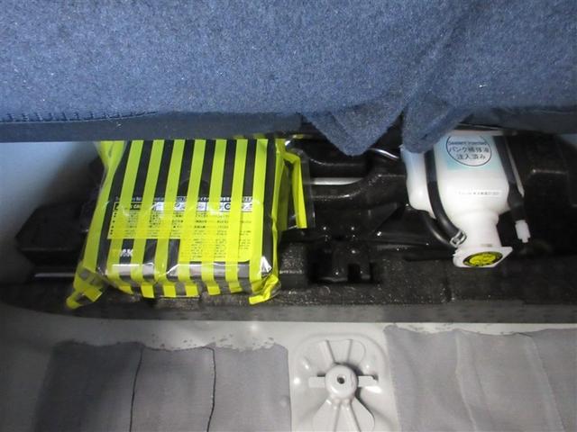 プリウスα S クルコン スマキー LEDヘッド 盗難防止システム 地デジTV 整備記録簿 パワーウィンドウ ESC 運転席エアバッグ サイドカーテンエアバック デュアルエアバック ETC車載器 キーレスエントリー(8枚目)