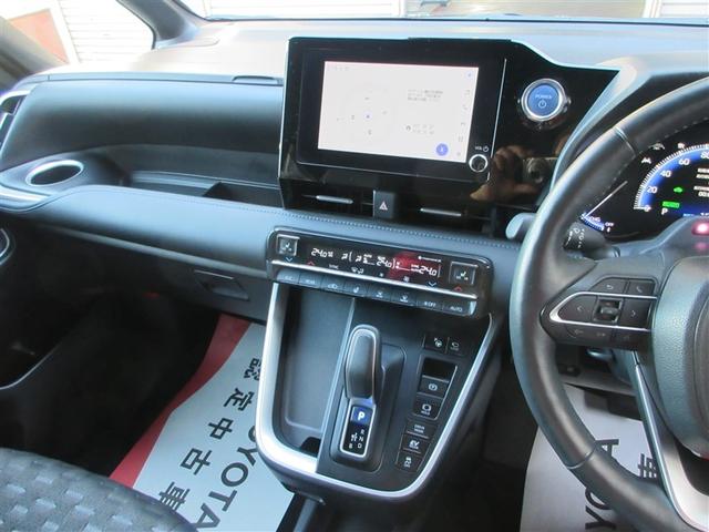 ヴォクシー ハイブリッドS-Z パワーウィンドウ DVD再生機能 インテリキー 横滑防止装置 地デジTV アクティブクルーズコントロール フルオートエアコン リアカメラ エアバッグ ABS ナビTV WAC アルミホイール キーレス(22枚目)