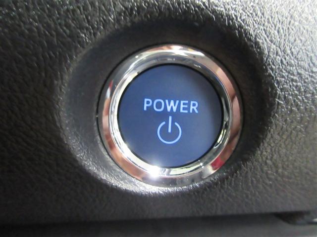 シエンタ ハイブリッドG クエロ 点検記録簿 半革シート 地デジTV 盗難防止 横滑り防止 LEDライト クルコン スマートキー ETC バックモニタ DVD オ-トエアコン メモリ-ナビ エアバッグ AW ナビ&TV ABS(9枚目)