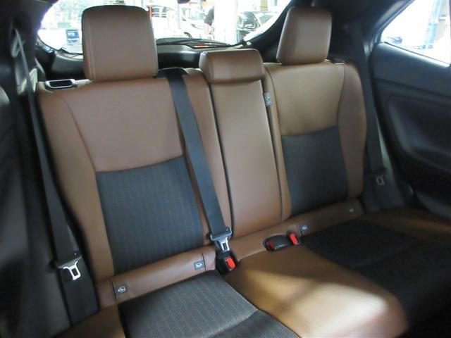 ヤリスクロス ハイブリッドＺ　アドベンチャー　インテリジェントクリアランスソナー　ＡＷ　Ｂカメラ　スマートキー＆プッシュスタート　ＬＥＤヘッドライト　Ｐシート　ドライブレコーダー　クルコン　横滑り防止装置　オートエアコン　ＥＴＣ　キーフリー（6枚目）