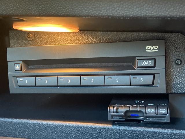 MINI クーパーS ETC ナビ アルミホイール オートマチックハイビーム オートライト HID スマートキー アイドリングストップ 盗難防止システム ABS ESC DVD再生 USB ミュージックプレイヤー接続可(8枚目)