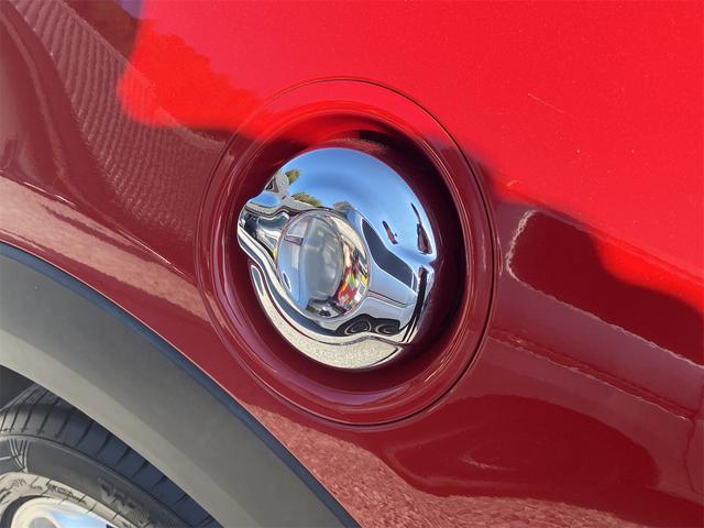 MINI クーパーS ETC ナビ アルミホイール オートマチックハイビーム オートライト HID スマートキー アイドリングストップ 盗難防止システム ABS ESC DVD再生 USB ミュージックプレイヤー接続可(31枚目)