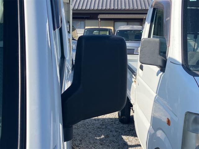 キャリイトラック 　４ＷＤ　軽トラック　５速マニュアル　ナビ　フルセグＴＶ　エアコン　運転席エアバッグ　ＣＤ　ＤＶＤ再生　ＵＳＢ　Ｂｌｕｅｔｏｏｔｈオーディオ（7枚目）