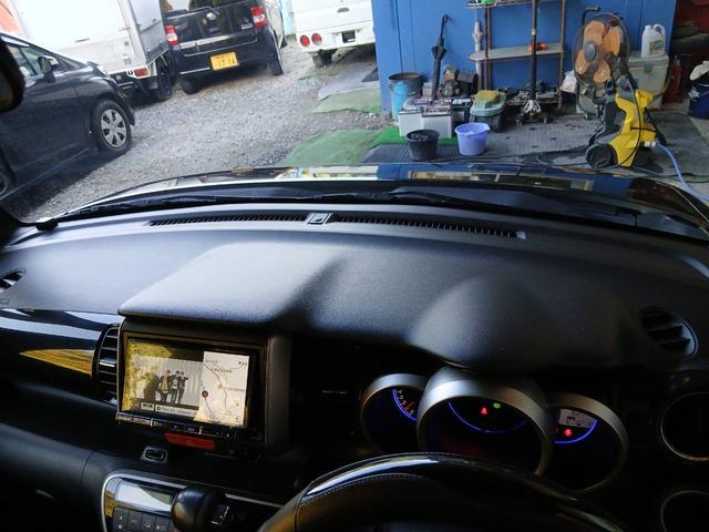 Ｎ－ＢＯＸカスタム Ｇ　ターボＳＳパッケージ　バックカメラ　両側電動スライドドア　ナビ　ＴＶ　オートクルーズコントロール　衝突被害軽減システム　ＨＩＤ　スマートキー　アイドリングストップ　電動格納ミラー　ベンチシート　ＣＶＴ　盗難防止システム（2枚目）