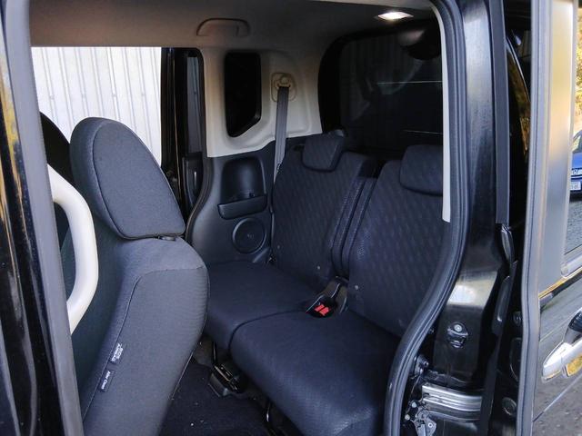Ｎ－ＢＯＸカスタム Ｇ　ターボＳＳパッケージ　バックカメラ　両側電動スライドドア　ナビ　ＴＶ　オートクルーズコントロール　衝突被害軽減システム　ＨＩＤ　スマートキー　アイドリングストップ　電動格納ミラー　ベンチシート　ＣＶＴ　盗難防止システム（10枚目）