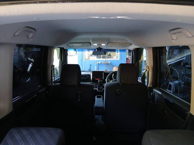 Ｎ－ＢＯＸカスタム Ｇ　ターボＳＳパッケージ　バックカメラ　両側電動スライドドア　ナビ　ＴＶ　オートクルーズコントロール　衝突被害軽減システム　ＨＩＤ　スマートキー　アイドリングストップ　電動格納ミラー　ベンチシート　ＣＶＴ　盗難防止システム（11枚目）