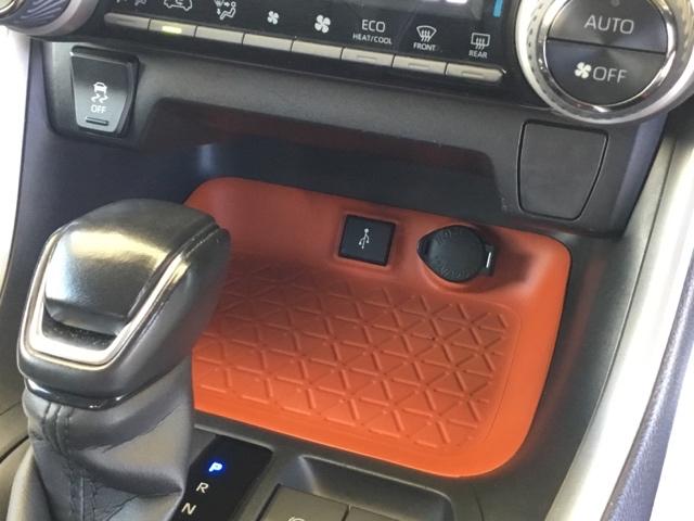 ＲＡＶ４ アドベンチャー　クルコン　衝突被害軽減Ｂ　障害物センサー　バックカメラ　ドラレコ　純正ナビ　フルセグ　ＥＴＣ２．０　電動シート　リヤカメラ　レザー　クルーズＣ　ナビテレビ　ＬＥＤライト　イモビ　地デジ　ＥＳＣ　ＰＳ（23枚目）