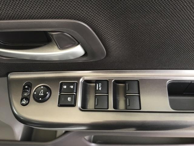 フリードハイブリッド ハイブリッド・Ｇホンダセンシング　両側電動スライドドア　クルコン　純正ナビ　ＥＴＣ　ドラレコ　軽減ブレーキ　キーフリーシステム　ＤＶＤ再生可能　ＥＣＯＮ　後カメラ　Ａクルーズ　地デジフルセグＴＶ　ＬＥＤヘッドランプ　横滑防止　ナビＴＶ（11枚目）