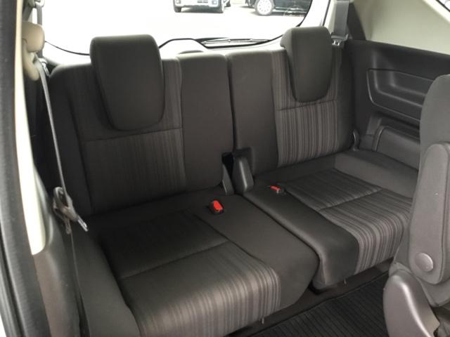 フリードハイブリッド ハイブリッド・Ｇホンダセンシング　両側電動スライドドア　クルコン　純正ナビ　ＥＴＣ　ドラレコ　軽減ブレーキ　キーフリーシステム　ＤＶＤ再生可能　ＥＣＯＮ　後カメラ　Ａクルーズ　地デジフルセグＴＶ　ＬＥＤヘッドランプ　横滑防止　ナビＴＶ（13枚目）