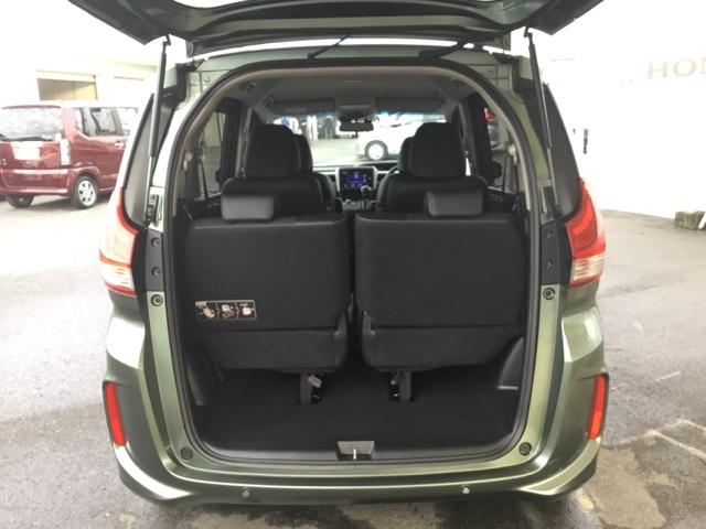 フリード Ｇ・ホンダセンシング　両側電動スライドドア　クルコン　衝突軽減Ｂ　純正ナビ　フルセグ　ＥＴＣ　ドラレコ　シートヒーター　Ｆセグ　追突被害軽減ブレーキ　ｉストップ　Ｗエアバッグ　パワーウィンドウ　スマートキ　ＶＳＡ　エアコン（9枚目）